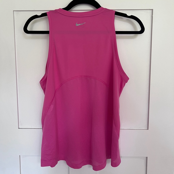 Nike Dri-FIT Running Tank – Women's Medium – Bright Pink – EUC - Picture 3 of 4